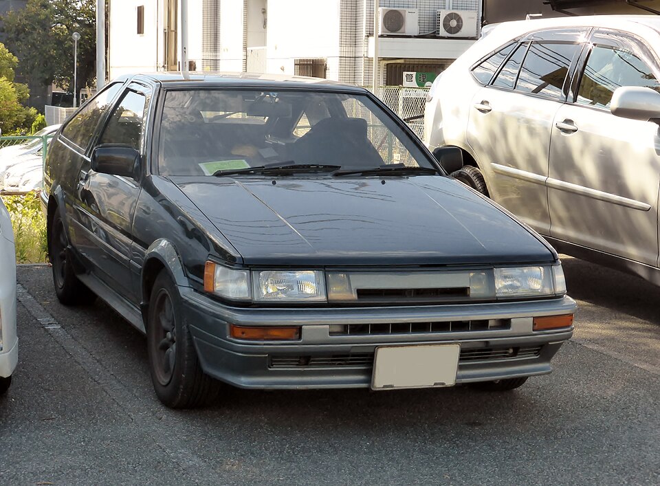 トヨタ カローラレビン／スプリンタートレノ AE86 通期 の写真