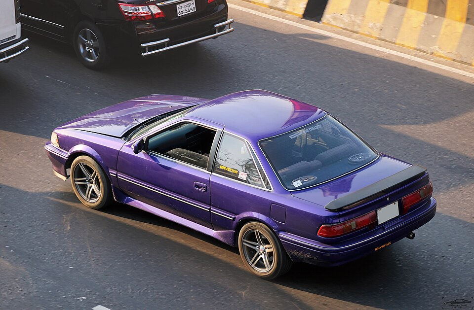 トヨタ カローラレビン／スプリンタートレノ AE92 の外観写真