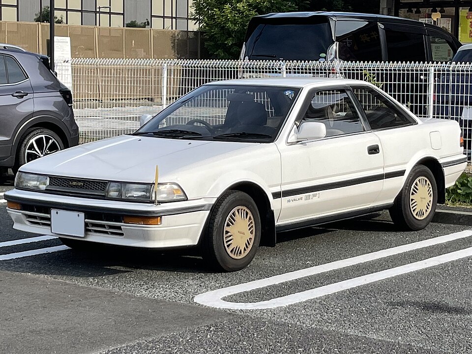 トヨタ カローラレビン／スプリンタートレノ AE92 通期 の写真