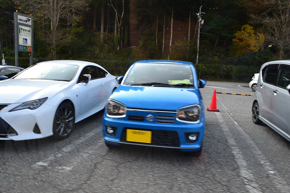 スズキ アルト 8代目 ワークス の外観写真