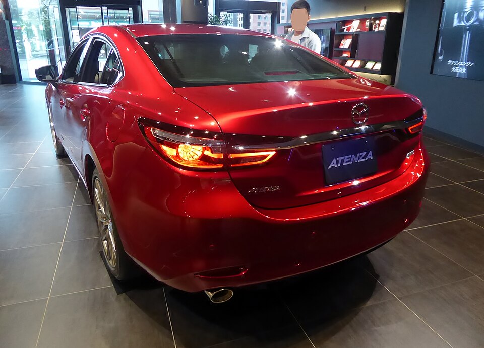 マツダ アテンザ／MAZDA6 3代目 後期 の後方写真