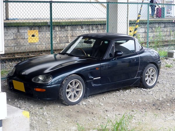 カプチーノ 初代 の正面写真