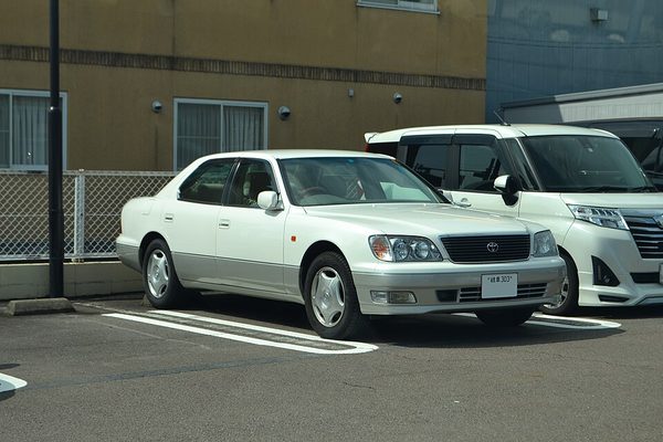セルシオ 2代目 の外観写真