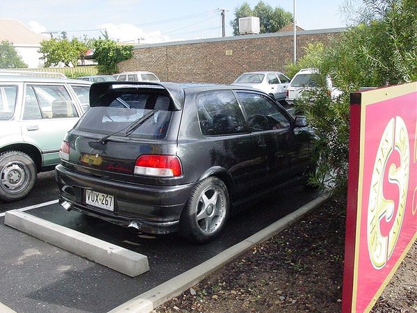 シャレード 4代目 の外観写真