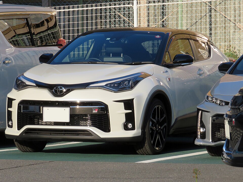 トヨタ C-HR