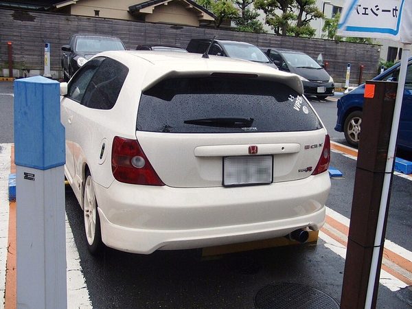 シビック 7代目 タイプR の後方写真