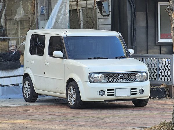 キューブ 2代目 の外観写真