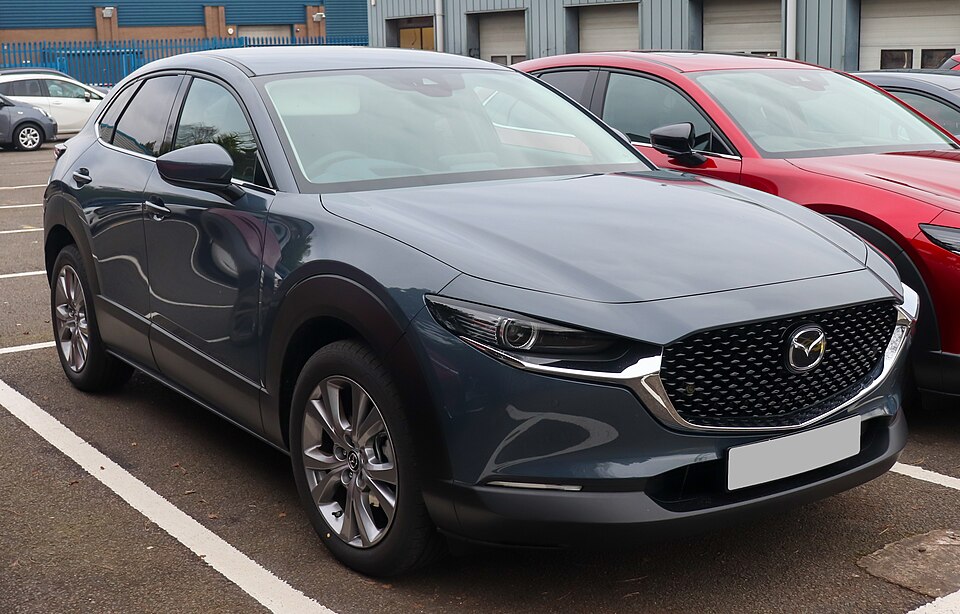 マツダ CX-30 初代 の正面写真