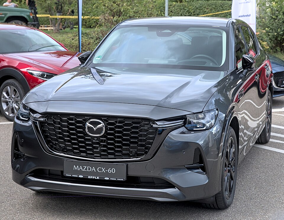 マツダ CX-60 初代 の外観写真
