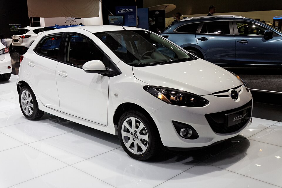 マツダ デミオ／MAZDA2 3代目 の外観写真