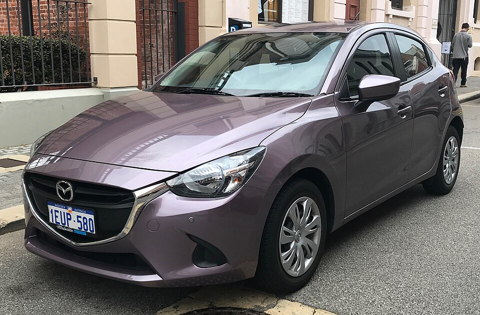 マツダ デミオ/MAZDA2 4代目 の外観写真