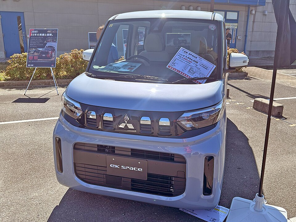 三菱 eKスペース