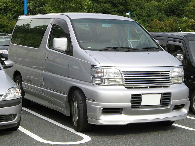 日産 エルグランド 初代 ハイウェイスター ハイウェイスター の写真