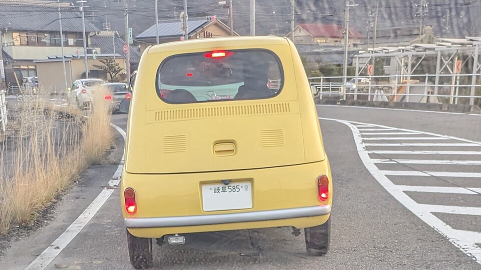 ダイハツ エッセ 初代 の外観写真