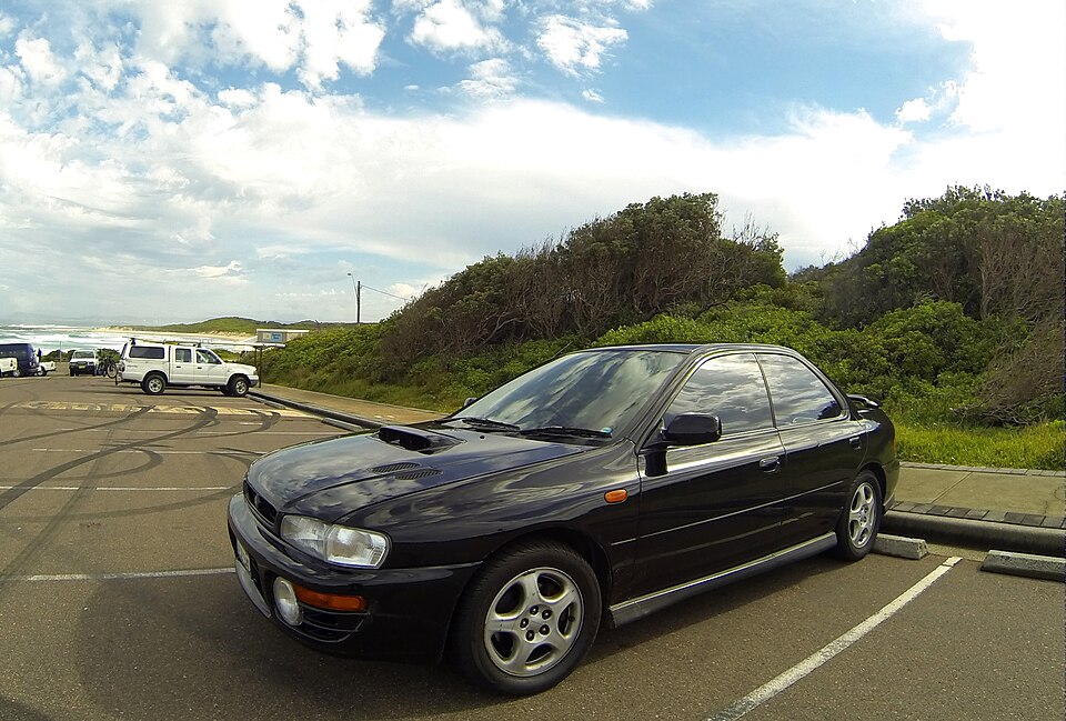 スバル インプレッサ 初代 (GC/GF) の外観写真