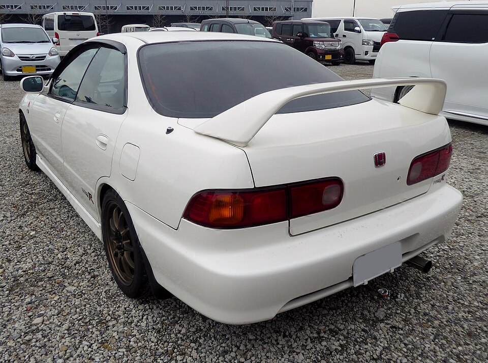 ホンダ インテグラ 3代目 タイプR の後方写真