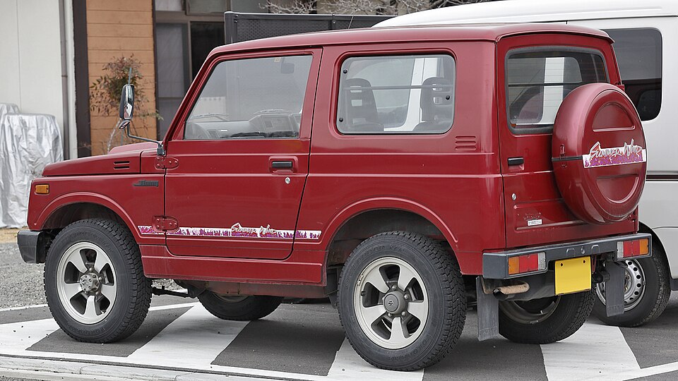 スズキ ジムニー JA11系 の外観写真