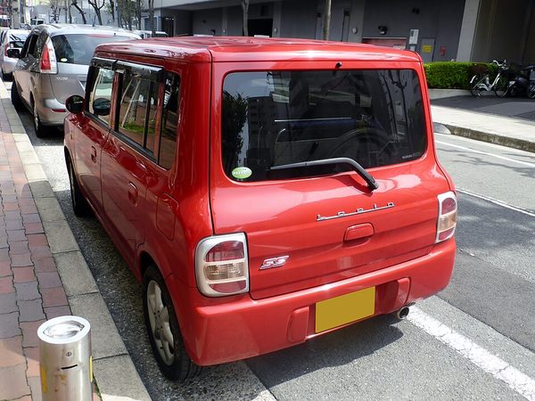 アルトラパン 初代 の後方写真