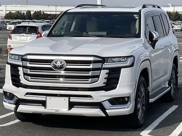 ランドクルーザー 300系 の顔