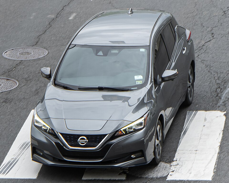 日産 リーフ 2代目 の外観写真