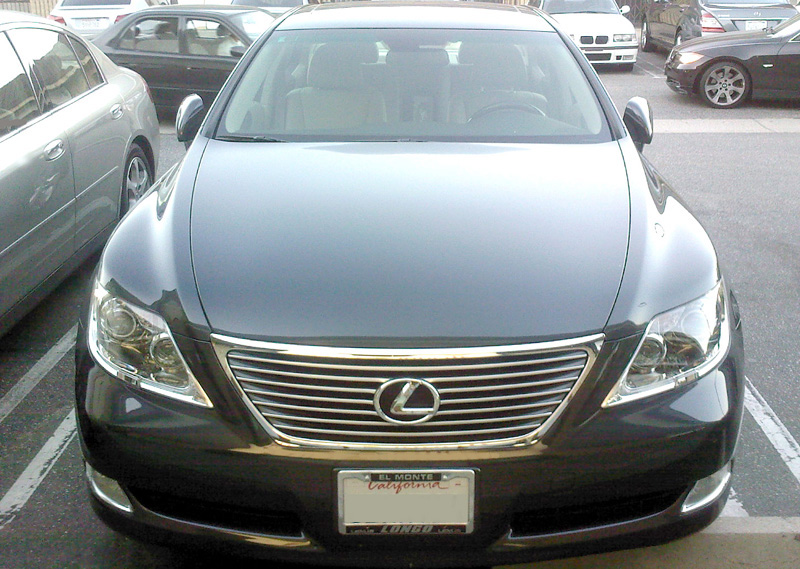 レクサス LS 4代目 (XF40) の正面写真