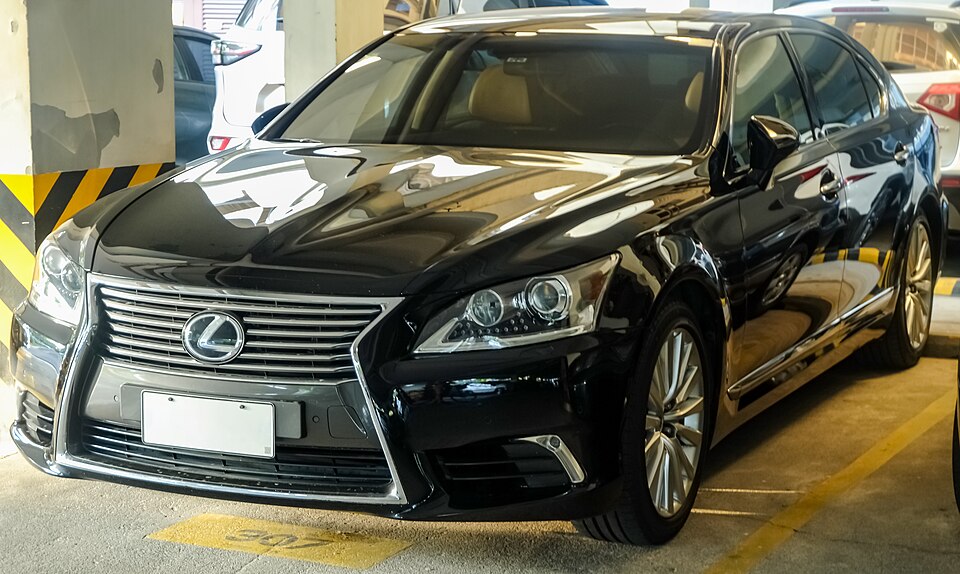 レクサス LS 4代目 (XF40) の外観写真
