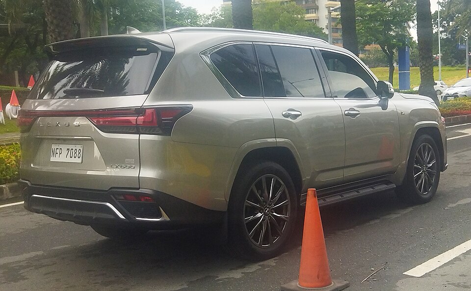レクサス LX 2代目 (J310) の外観写真