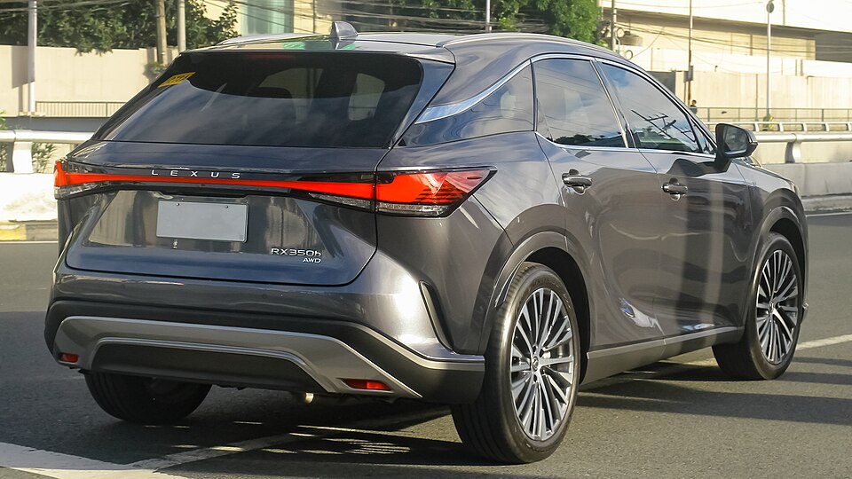 レクサス RX 3代目 (AL30) の後方写真