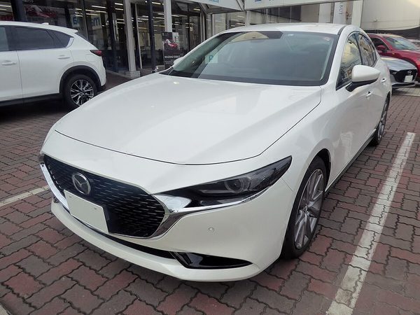 マツダ MAZDA3 SEDAN