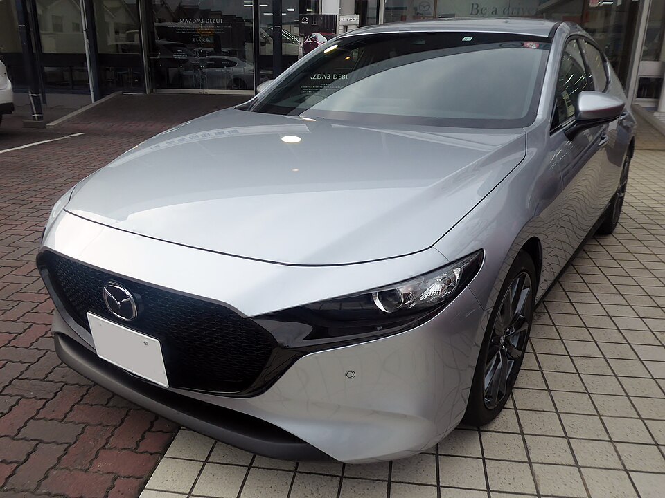 マツダ アクセラ/MAZDA3 MAZDA3 (BP) の正面写真