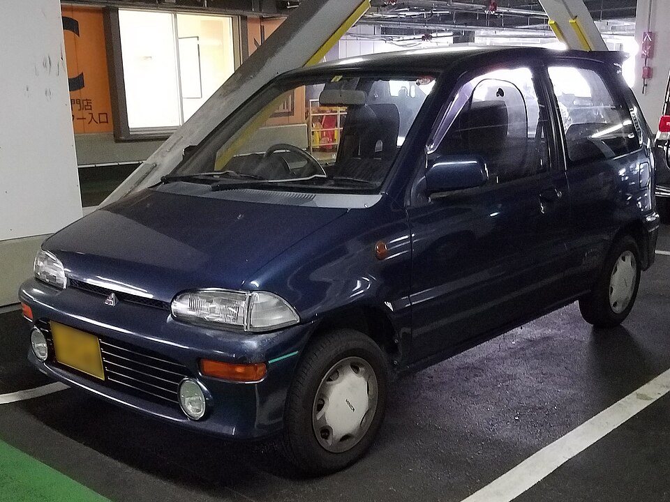 三菱 ミニカ 6代目 の外観写真