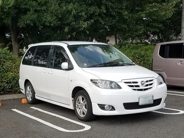 MPV 2代目 の外観写真