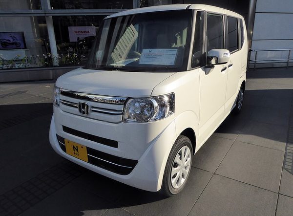 N-BOX 初代 の顔