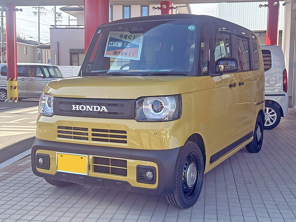ホンダ N-BOX 3代目 JOY の外観写真
