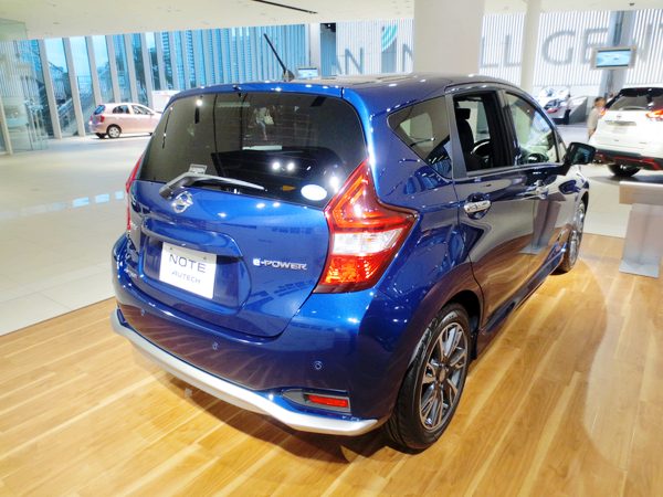 ノート 2代目 後期 (e-POWER) の顔