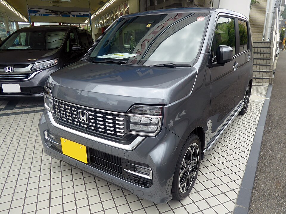 ホンダ N-WGN 2代目 の正面写真