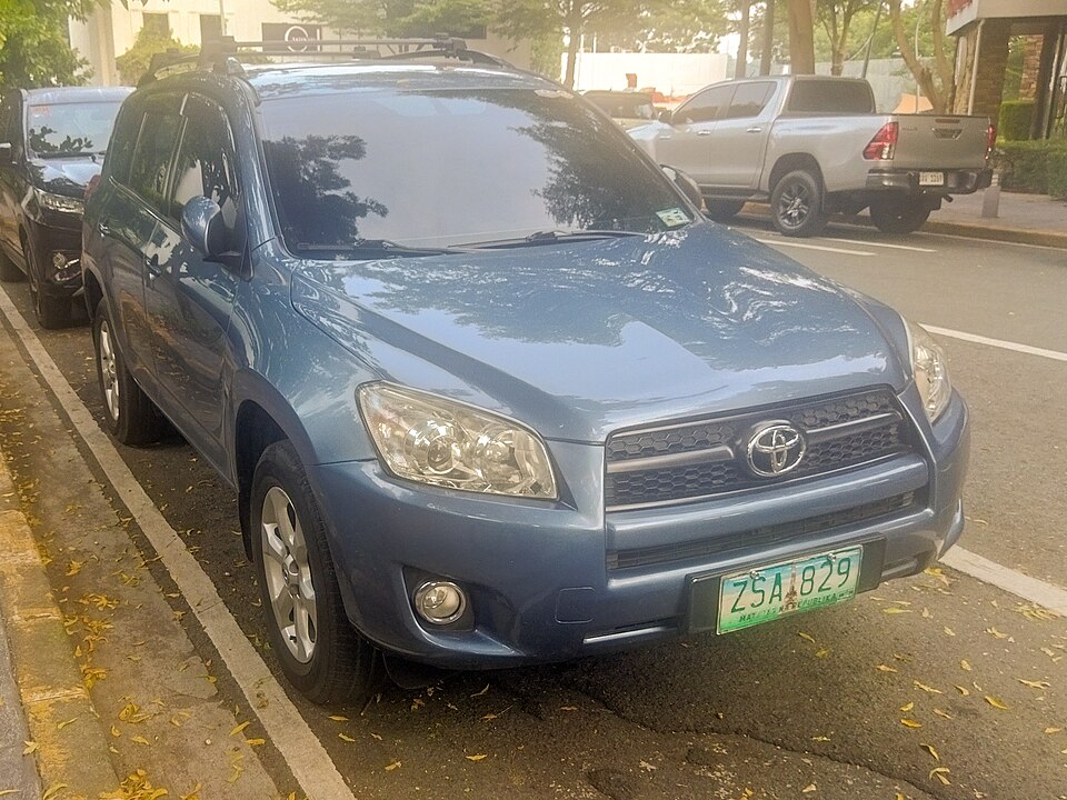 トヨタ RAV4 3代目 の外観写真