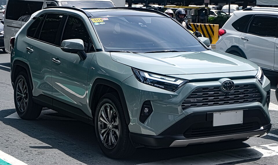 トヨタ RAV4 5代目 の外観写真