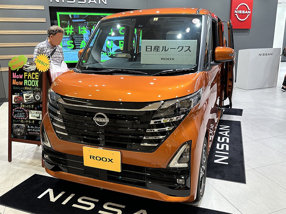 日産 ルークス 3代目 後期 ハイウェイスター の正面写真