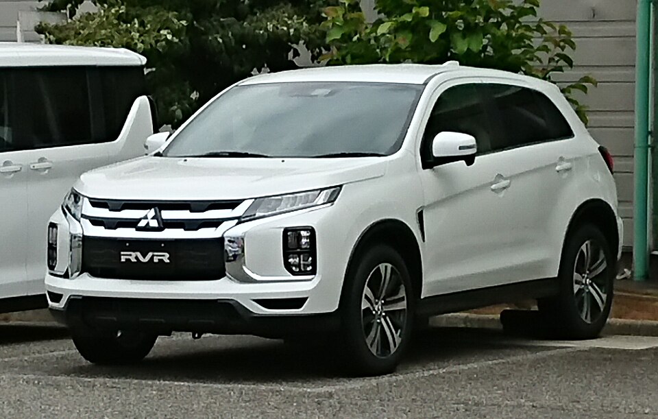 三菱 RVR 3代目 後期 の外観写真