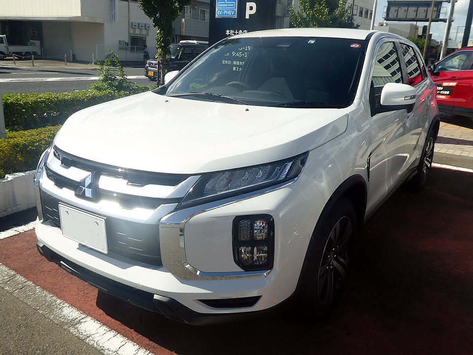 三菱 RVR 3代目 後期 の正面写真