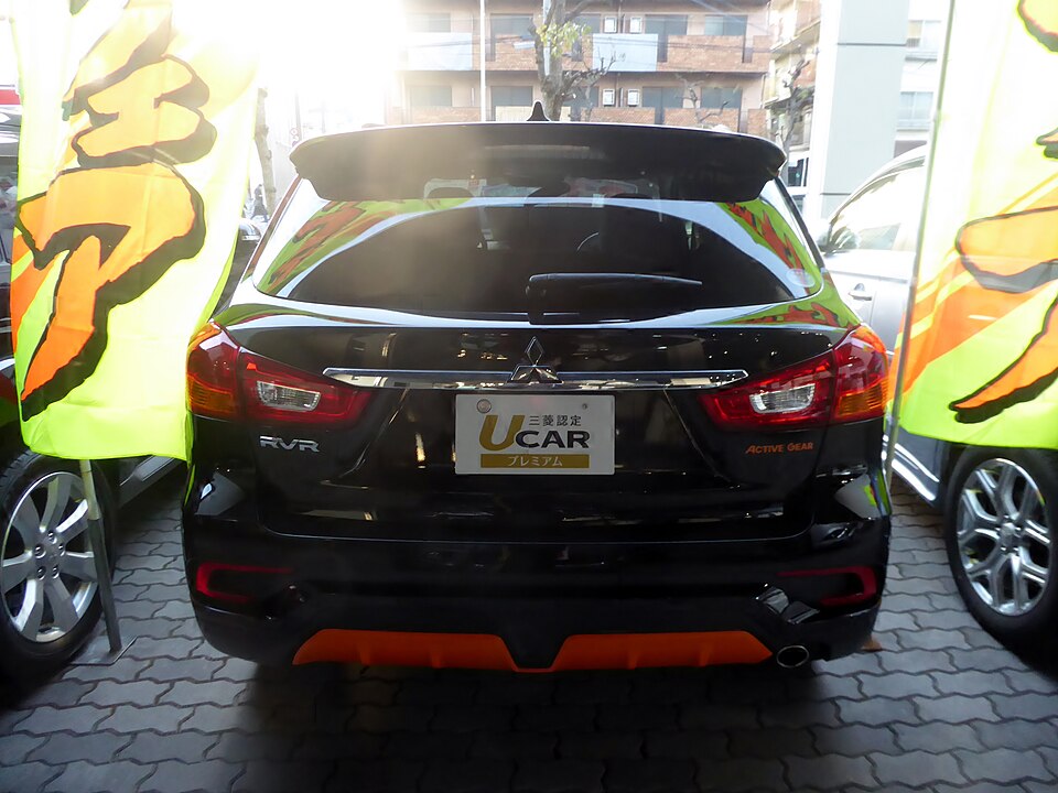 三菱 RVR 3代目 中期 の後方写真