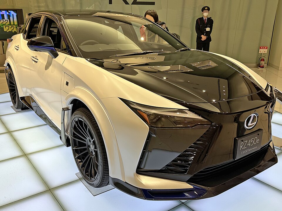 レクサス RZ