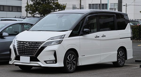 セレナ 5代目 後期 ハイウェイスター の顔