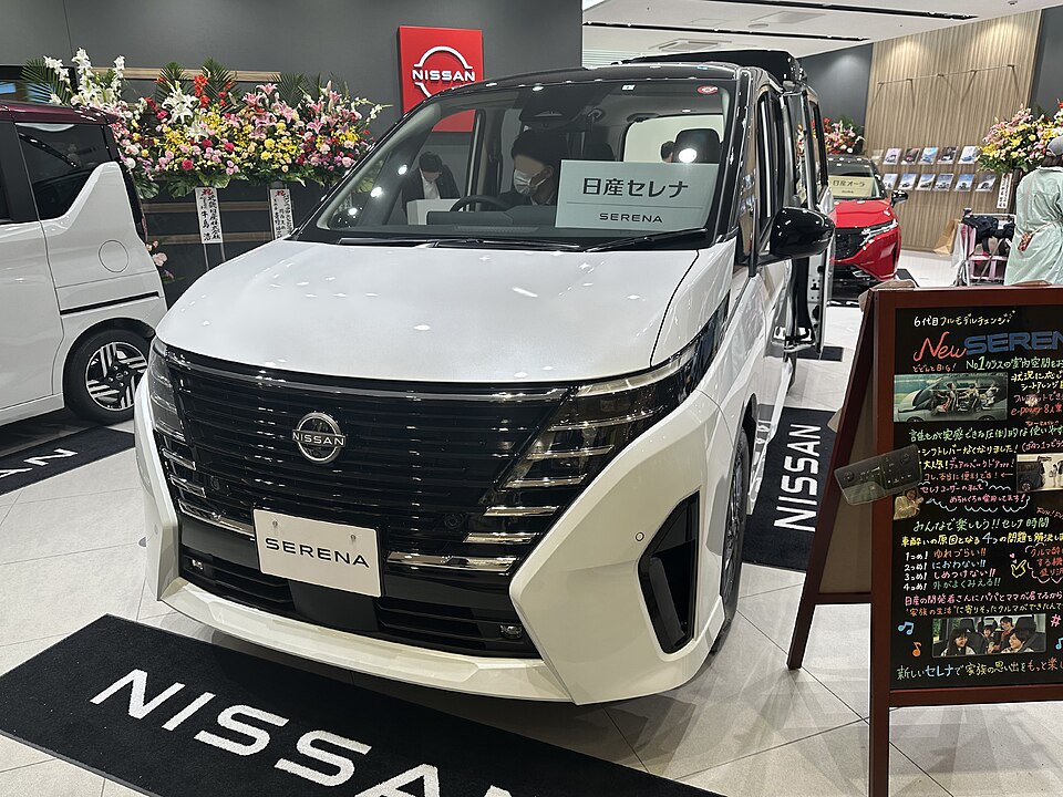日産 セレナ