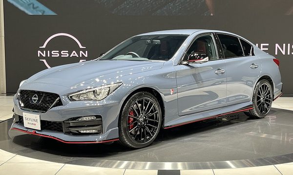 スカイライン 13代目 (V37) NISMO の顔