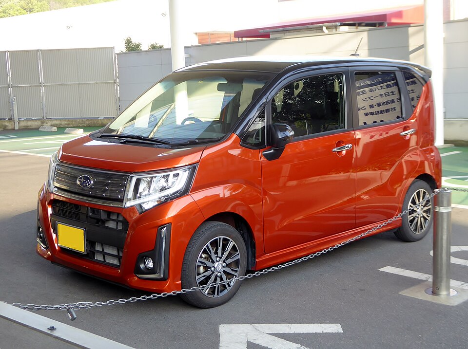 スバル ステラ 3代目 カスタム の正面写真