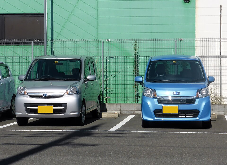 スバル ステラ 3代目 の正面写真