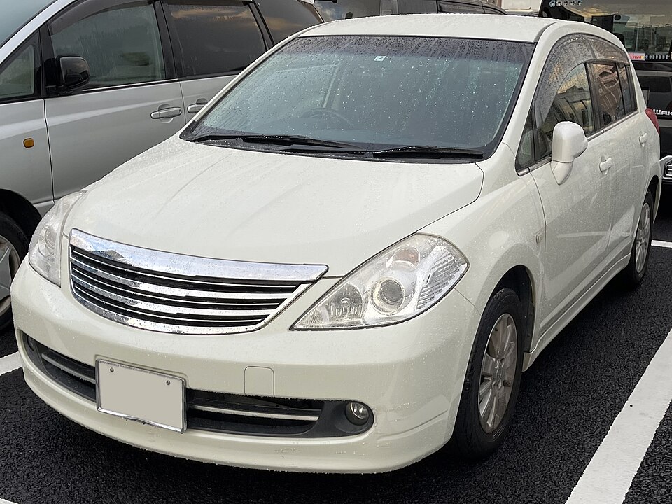 日産 ティーダ