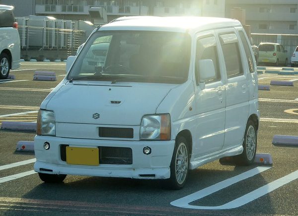 ワゴンR 初代 RR の正面写真